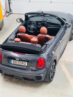 MINI Cabrio Cooper SD Auto Desportiva