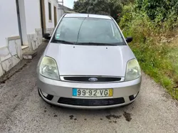 Ford Fiesta chia