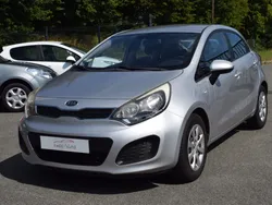 KIA RIO 1.1 CRDi 75 CV 5 PORTES