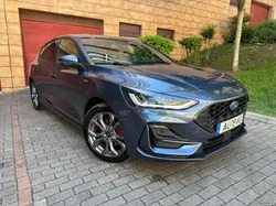 Ford Focus 1.0 Ecoboost Hybrid ST-Line