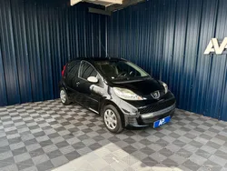 PEUGEOT 107 5 Portes 1.0 i 68ch - FINITION URBAN MOVE - CLIMATISATION - CENTRALISATION