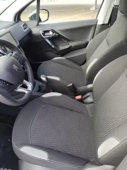 Peugeot 208 1.6 VTi Allure