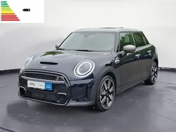 Mini Cooper S Aut. MINI Yours Trim Panorama LED Navi PDC Kamera Lenkradheizung