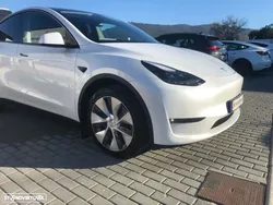Tesla Model Y Tração Traseira