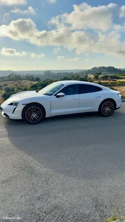 Porsche Taycan 4S