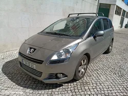 Peugeot 5008 1.6 HDi 7L Allure