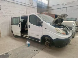 Renault Trafic passenger