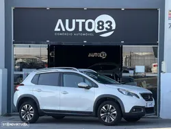 Peugeot 2008 1.2 PureTech Style