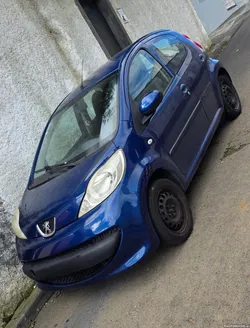 Peugeot 107 107