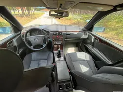 Mercedes-Benz E 220 E220 elegance