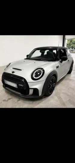 Mini IV Cooper S Finition JCW 178 ch BVA7