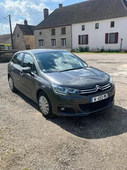 Citroën c4 blue hdi 100