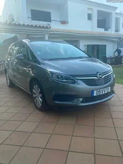 Opel Zafira Tourer