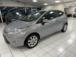 Ford Fiesta 1.6 120 FINITION TITANIUM PEU KMS 3PORTES 1ERE MAIN 2011