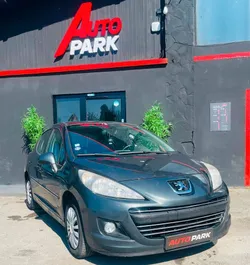Peugeot 207 1.6 / Ess / Garantie / Paiement 3x 4x 10x ✅