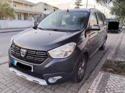 Dacia Lodgy 1.5 Blue dCI Stepway 7L