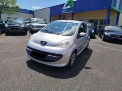 Peugeot 107 1.0i 12v 68 chx ,ideal jeune conducteur,moteur a chaine,revision effectuee,garantie et reprise possible