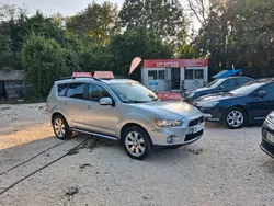 Mitsubishi Outlander 2.2 DI-D 177 4WD 7 places Moteur à chaine