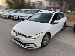 Volkswagen Golf Life 1.0 eTSI 81kW (110CV) DSG Variant
