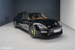 Porsche Panamera Sport Turismo 4 E-Hybrid