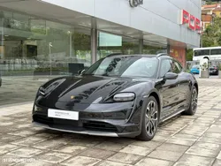 Porsche Taycan Cross Turismo 4