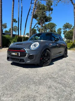MINI 3 Portas John Cooper Works Auto Desportiva
