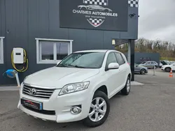 Toyota rav4 d-4d 2wd blanc nacré finition life edition révisé contrôlé économique au tarif de 7999 a saisir