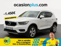 VOLVO XC40 D3 Momentum