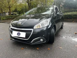 Peugeot 208 GT LINE