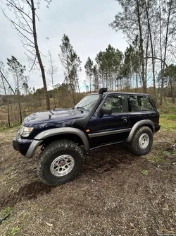 Nissan Patrol Y61
