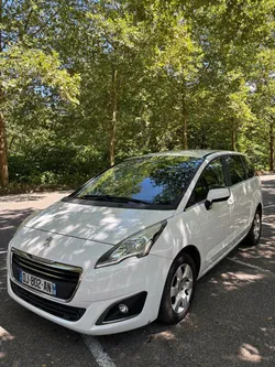 Peugeot 5008 7 places