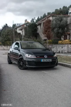 VW Golf GTI Performance BlueMotion