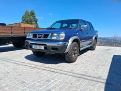 Nissan Navara 5 lugares 4x4