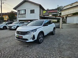 Peugeot 3008 1.5 HDI ALLURE EAT8 130CV