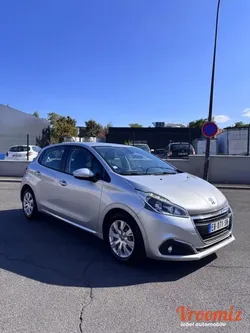 Peugeot 208 1.6 BLUEHDI 75CH ACTIVE BUSINESS/PREMIÈRE MAIN/RADAR DE RECUL/ GPS/ BLUETOOTH/CLIM