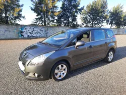 Peugeot 5008 1.6 Hdi 115cv Active 2013