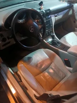 Mercedes-Benz C 200 c200