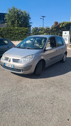 Renault SCENIC II 1.5 dCi 105cv authentique. De 2005 CT OK