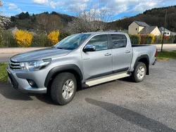 Toyota Hilux D-4D 150ch Double Cab 4WD BVA attelage 67000km