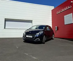 Peugeot 208 1.6 BLUEHDI - 100 STYLE