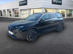 PEUGEOT 5008 Hybrid 145 ch e-DCS6 Allure