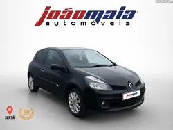 Renault Clio ...