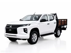 Mitsubishi L200 2.3 DI-D CD Invite Strakar Look 4WD