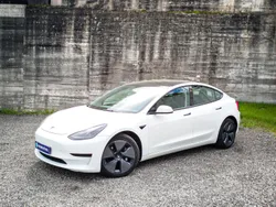 Tesla Model 3 Standard Range Plus RWD