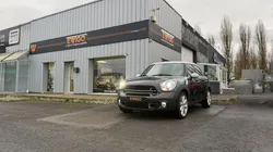 Mini countryman 1.6 190 ch cooper s red hot chili bva - toit ouvrant - sieges chauffants - regulateur
