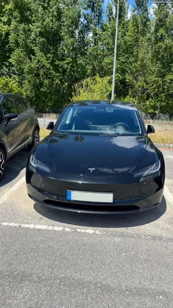 Tesla Model 3 tração traseira Premium c/ ecra traseiro
