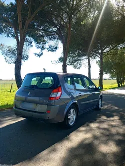 Renault Grand Scénic 105 CV de 7 lugares