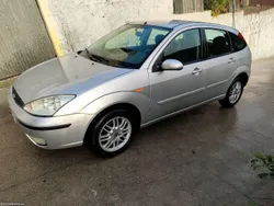 Ford Focus 1.6 Ghia 31.000km