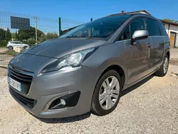 Peugeot 5008 1.6 hdi 115 ch