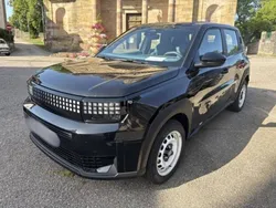 FIAT Grande Panda e 83 ch RED
